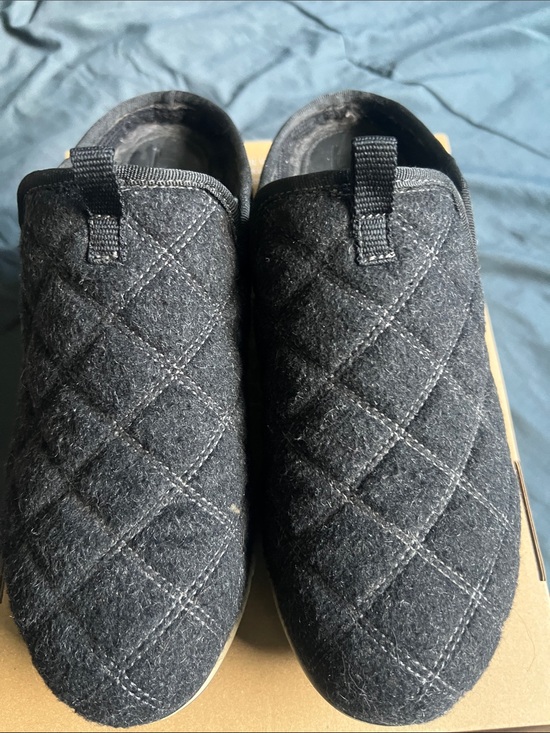 Bionica Shoes - Women's Quilted Black Slip-On Comfort Shoes